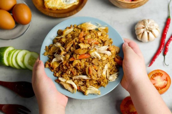 5 Tempat Makan Nasi Goreng yang Terkenal Enak di Jakarta, Wajib Coba!