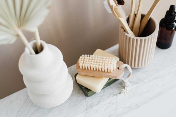 #GreenBeauty 6 Tips Manfaatkan Wadah Bekas Kosmetik, Gak Asal Buang!