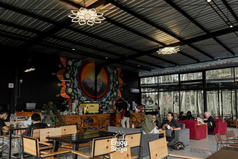 5 Rekomendasi Tempat  Ngopi Hits  di Jember  Nyaman Banget 