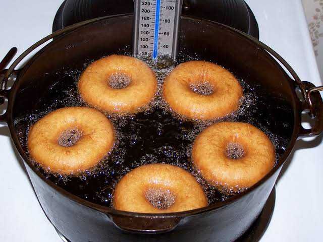 Resep Donat Pisang, Camilan Manis yang Lembut dan Bikin Ngunyah Terus