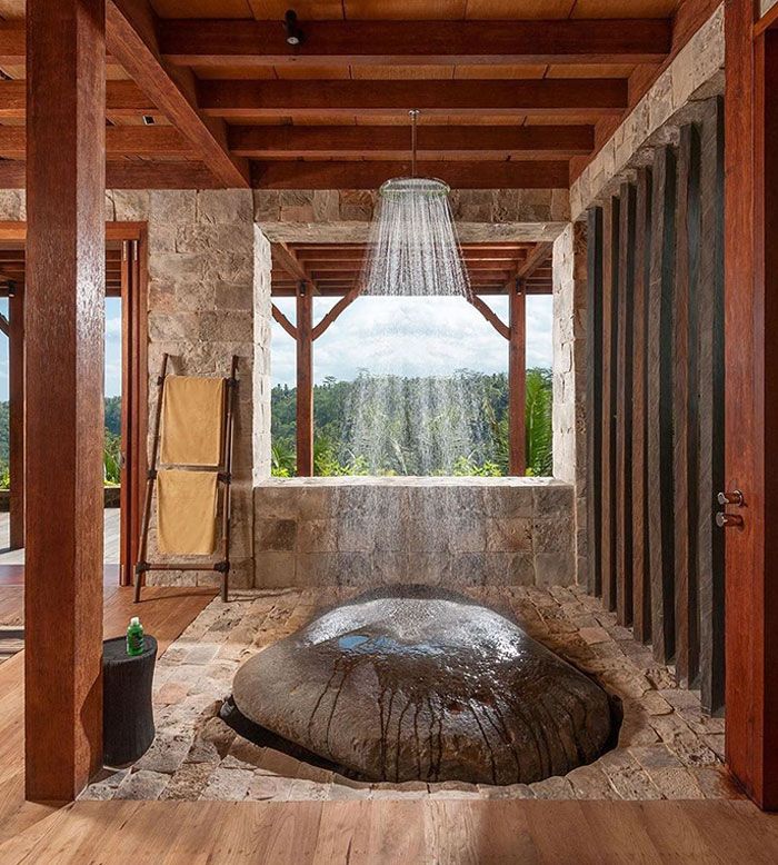 Bentuknya Bikin Ngakak! 10 Potret Desain Kamar Mandi Paling Aneh