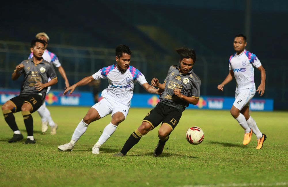 Pengin Main di Stadion Sultan Agung, Arema FC Ditolak Publik