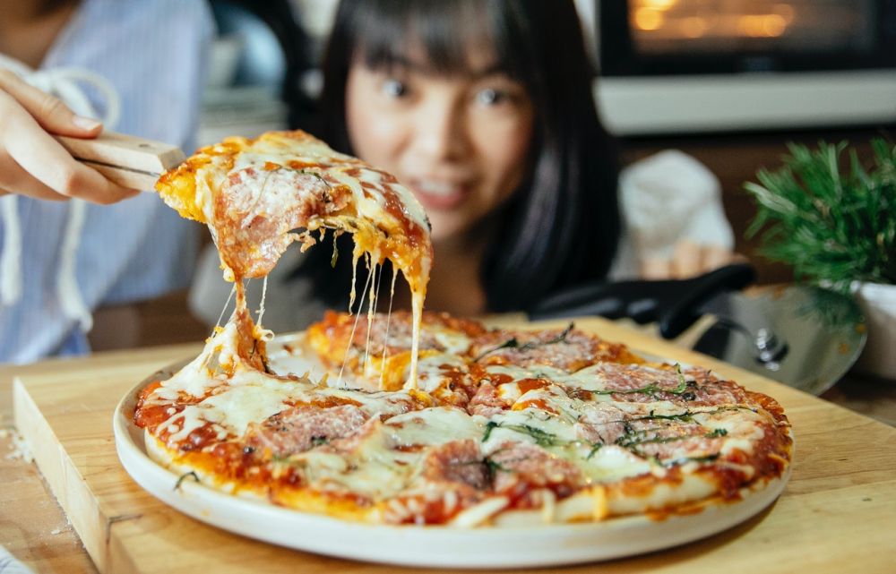 Fleudelys Pizza Kini Hadir di Bandara Soeta, Ragam Topping dan Diskon!