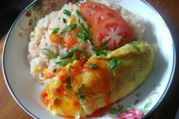 Resep Simpel Nasi Gurih Tomat ala Anak Kos yang Cocok Buat Sarapan