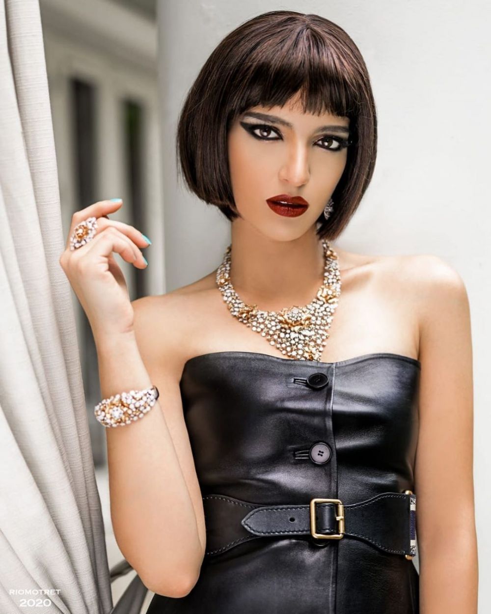 Supermewah! 10 Photoshoot Nia Ramadhani Berbagai Tema