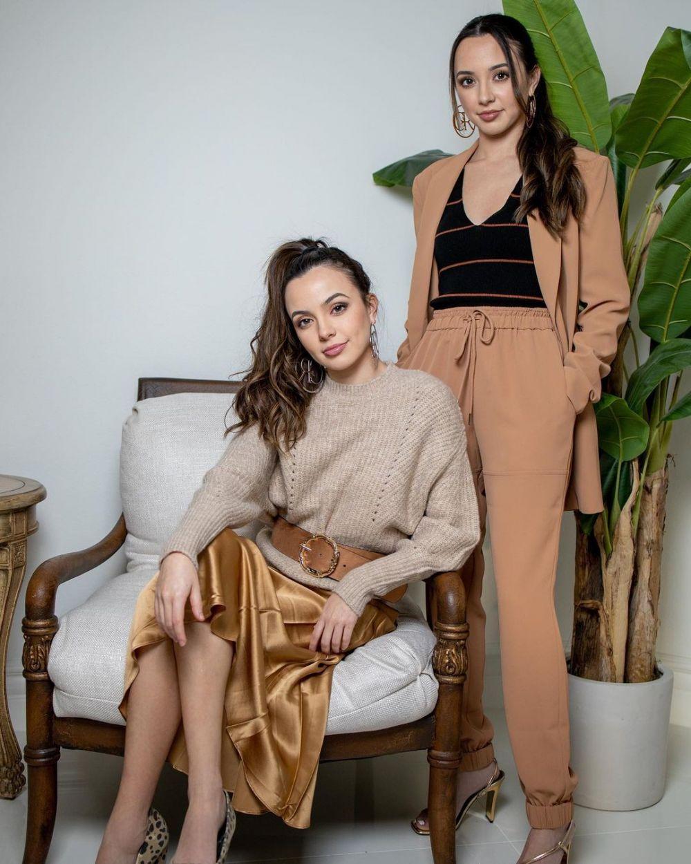 Merrell Twins Vanessa