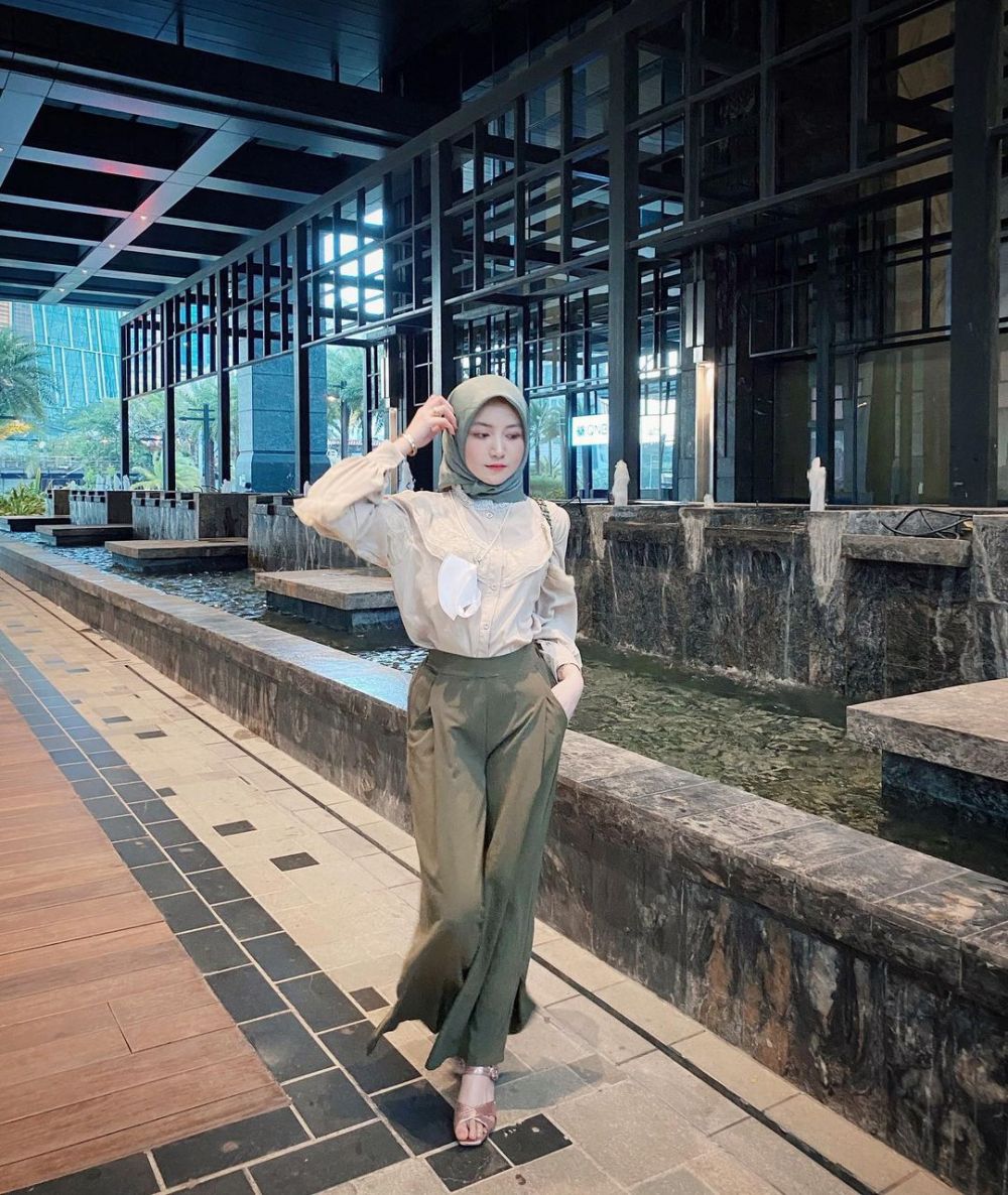 12 OOTD Korean Style ala Monica Sahara, Aesthetic dan Stylish 