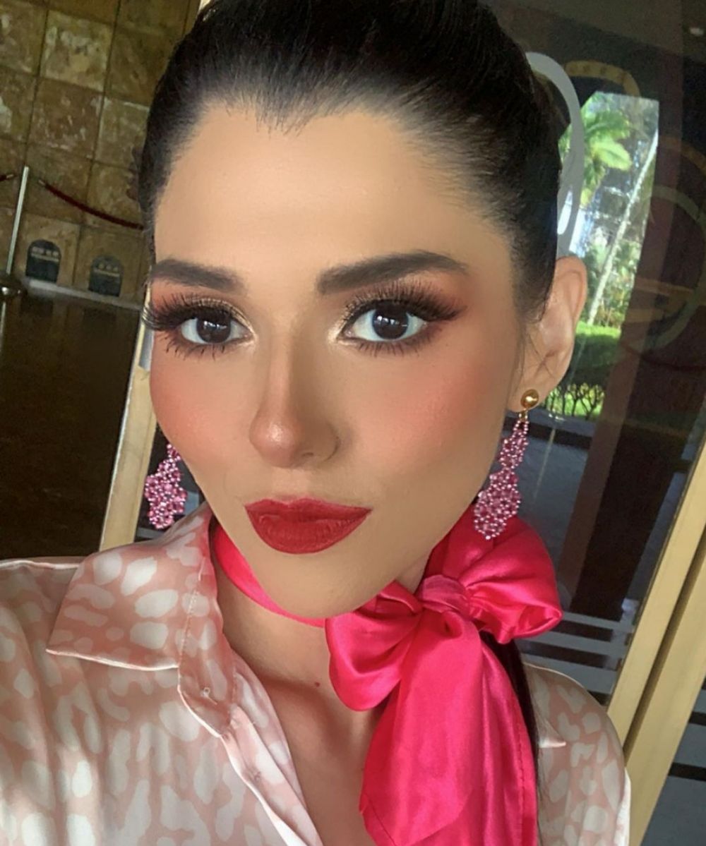 9 Pesona Memikat Alejandra Gavidia, Miss Universe El Salvador 2021
