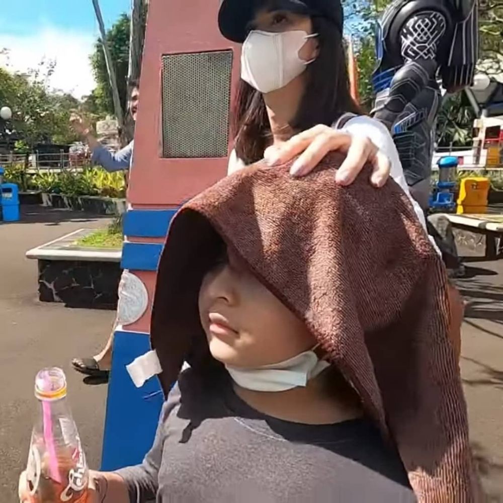10 Kedekatan Faradilla Yoshi dan Anak Bryan McKenzie, Calon Mama Baru