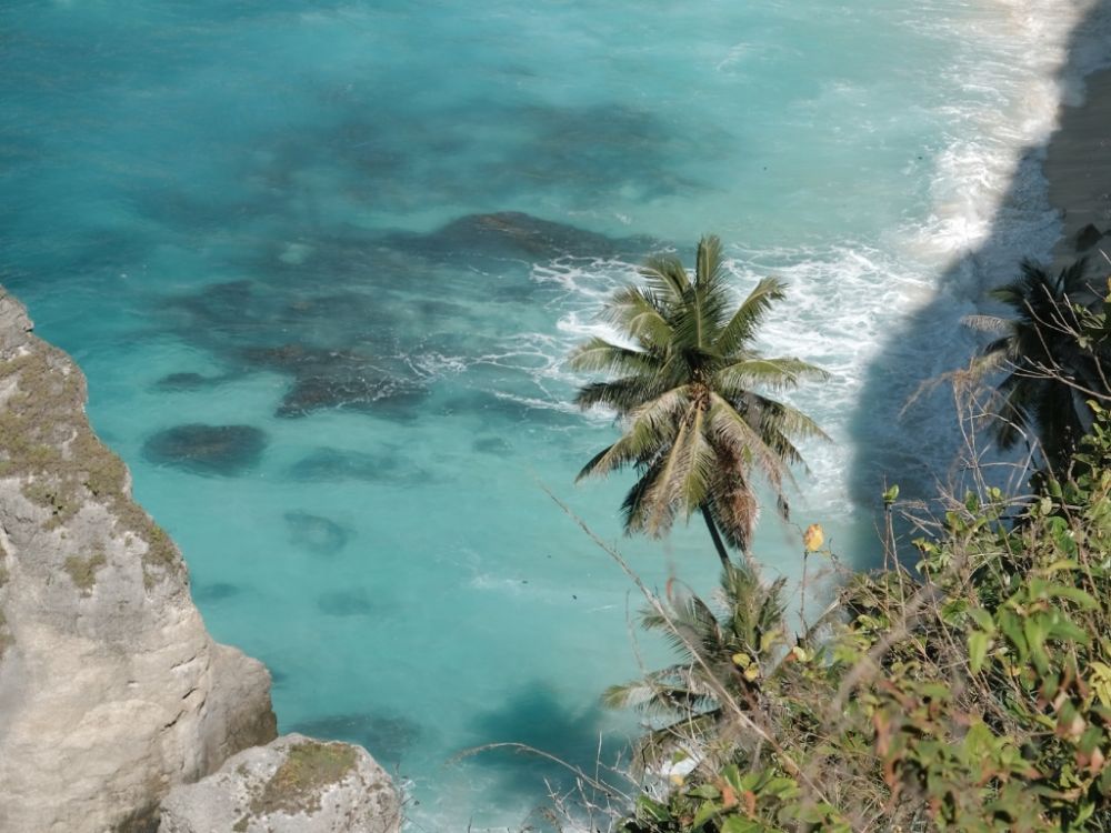 Pantai Diamond di Bali