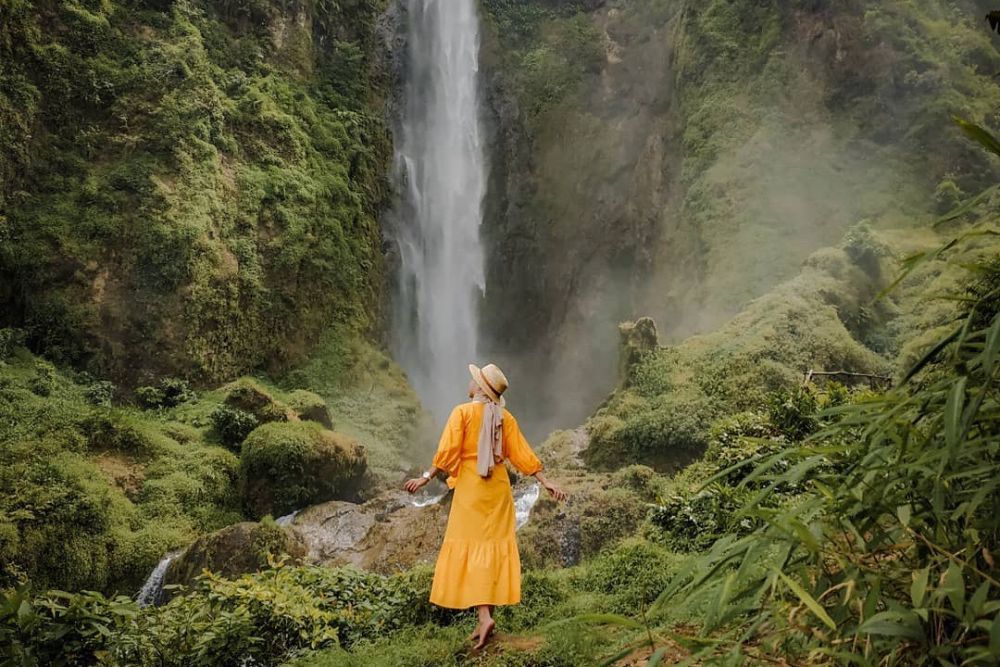 Jadi Alternatif Liburan, Intip 4 Curug Unggulan di Jabar