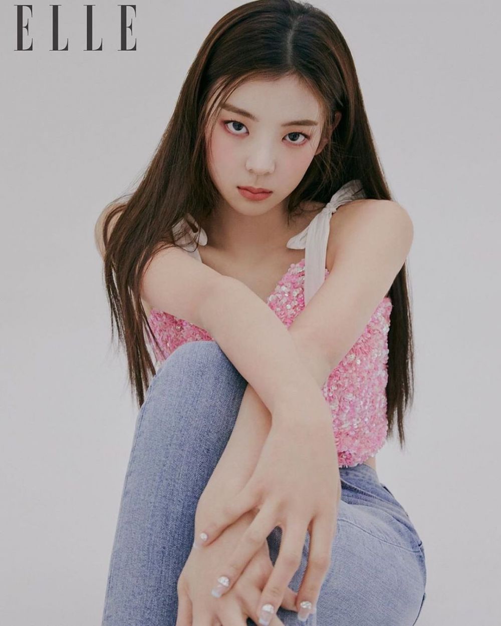 10 Visual Paripurna Lia Itzy Dengan Tatapan Tajam 3077