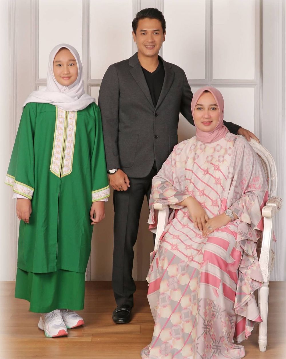 Menawan! Potret Istri Asli 9 Suami Antagonis FTV Suara Hati Istri