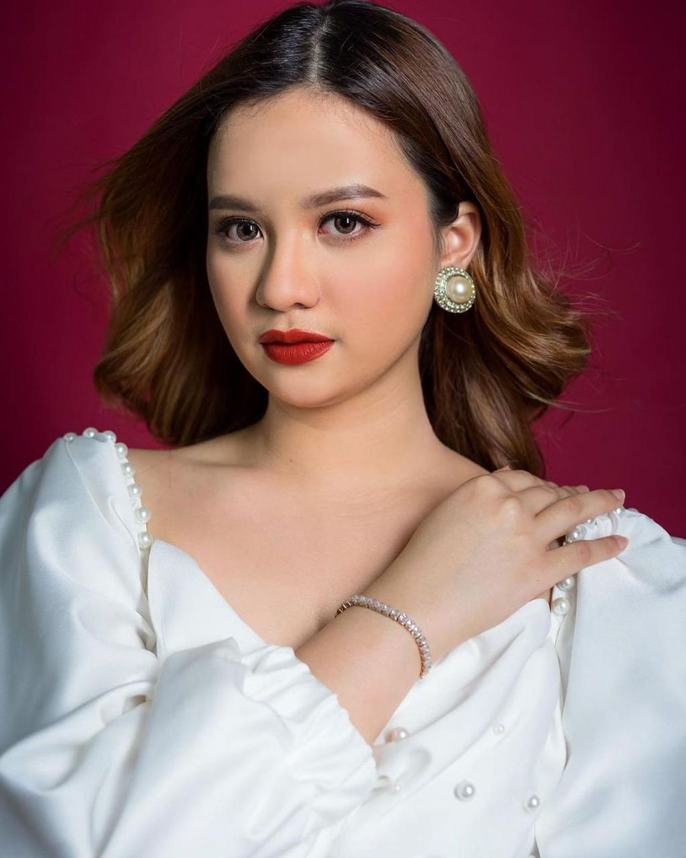 9 Potret Terkini Anggi Marito Indonesian Idol yang Imut