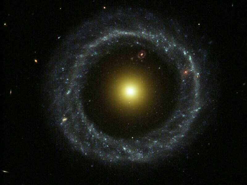 5 Facts about Hoag's Object, the Most Mysterious Ring Galaxy in the Universe