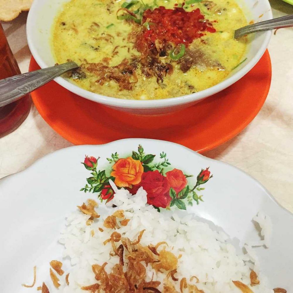 Tempat Makan Soto Betawi Yang Terkenal Enak Di Jakarta