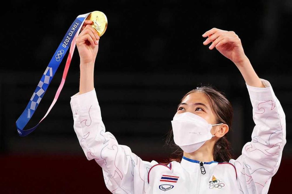 9 Potret Panipak Wongpattanakit, Atlet Taekwondo Thailand