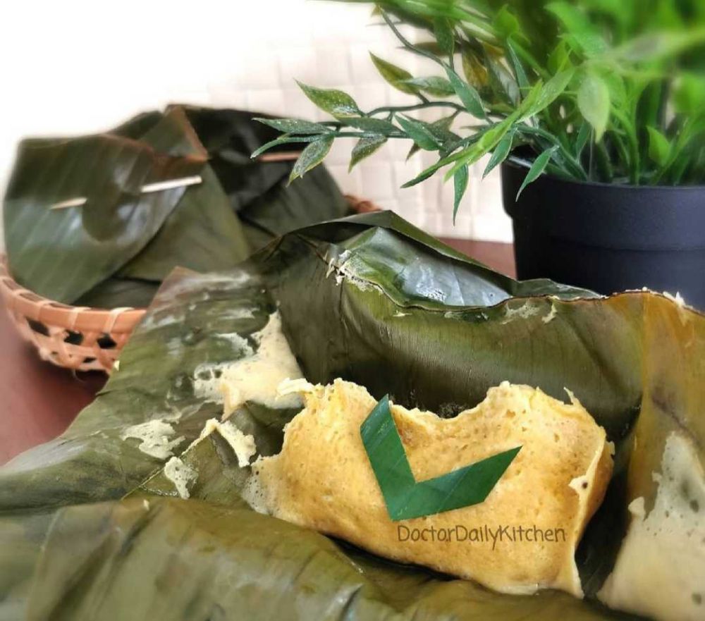 Kue Tradisional Yang Dibungkus Daun Pisang 9195