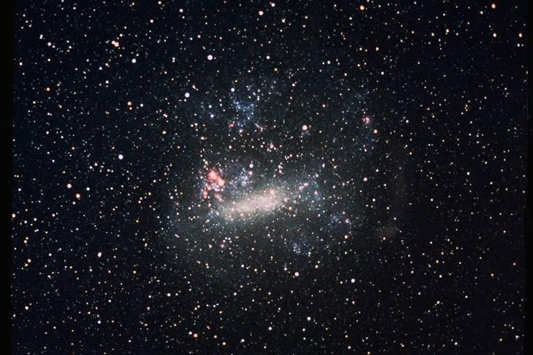 5 Fakta Awan Magellan, Galaksi Kerdil di Sekitar Orbit Bimasakti