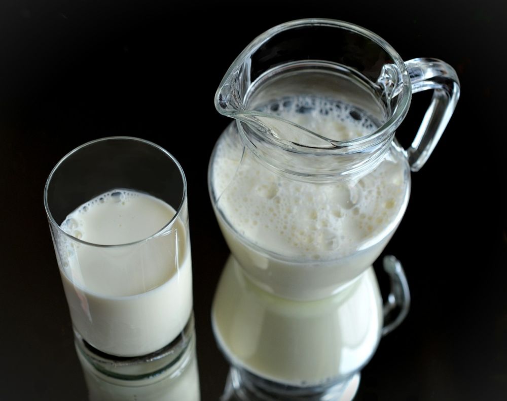 5 Makanan dan Minuman untuk Netralkan Efek Samping dari Makanan Pedas
