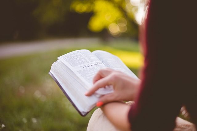 10 Ayat Alkitab Bakal Kuatkan Kamu Hadapi Masalah Hidup