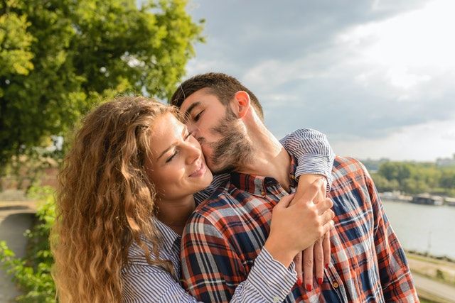 5 Sisi Tangguh Cowok Bikin Cewek Mantap Menikah Dengannya