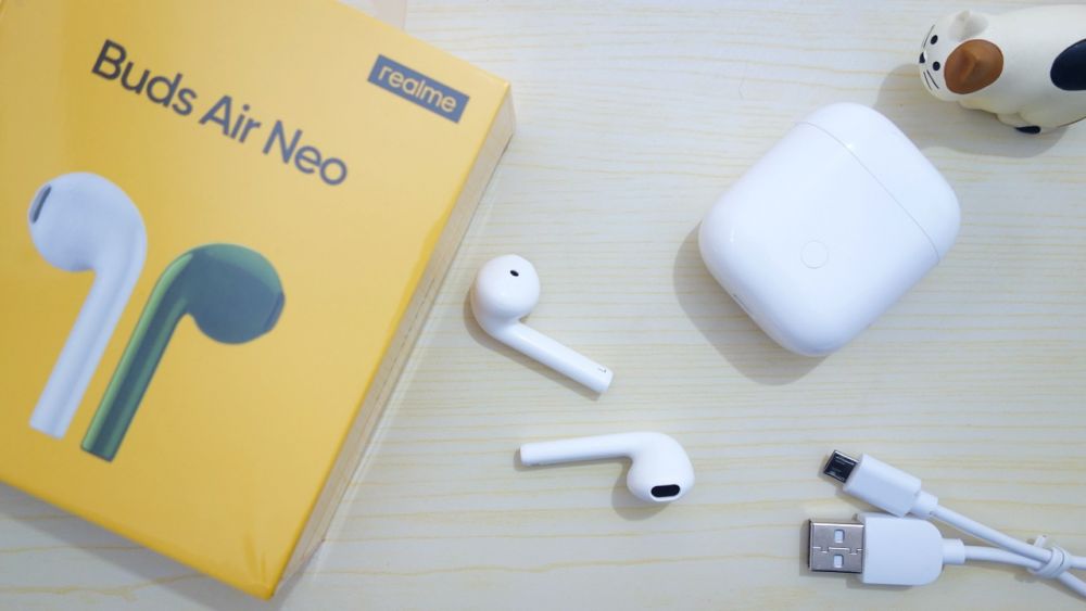 Realme 5 наушники. Buds Air наушники оранжевая коробка. Realme Buds Air 3 Neo коробка. Realme TWS Earbuds. Беспроводные наушники Реал ми.