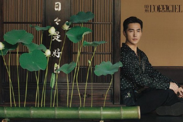 9 Pesona Yang Yang di L'Officiel Hommes China Edisi Agustus 2021