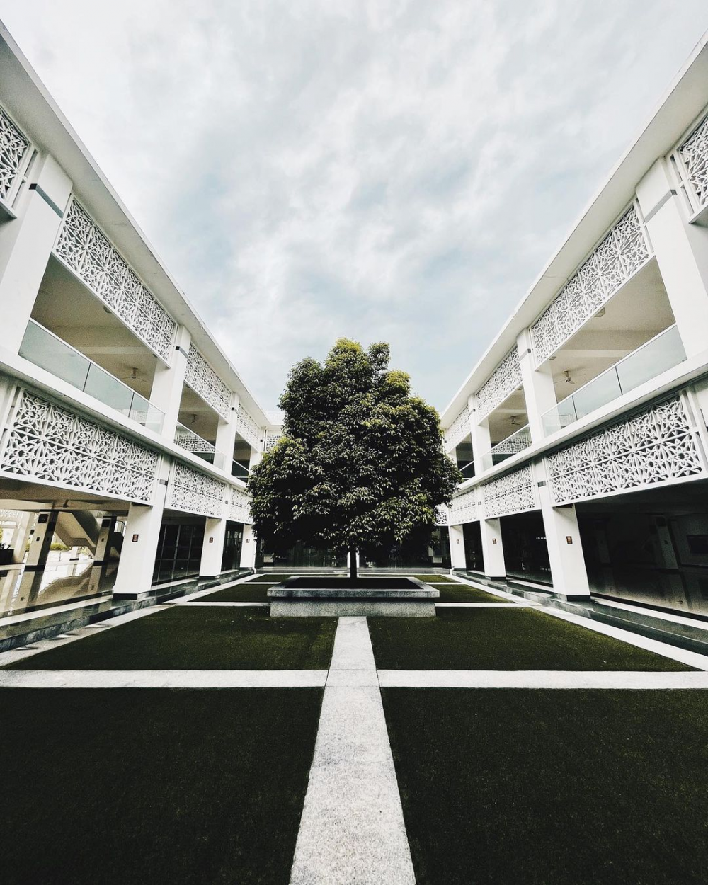 5 Masjid Termegah di Kuala Lumpur, Malaysia yang Bikin Betah Ibadah