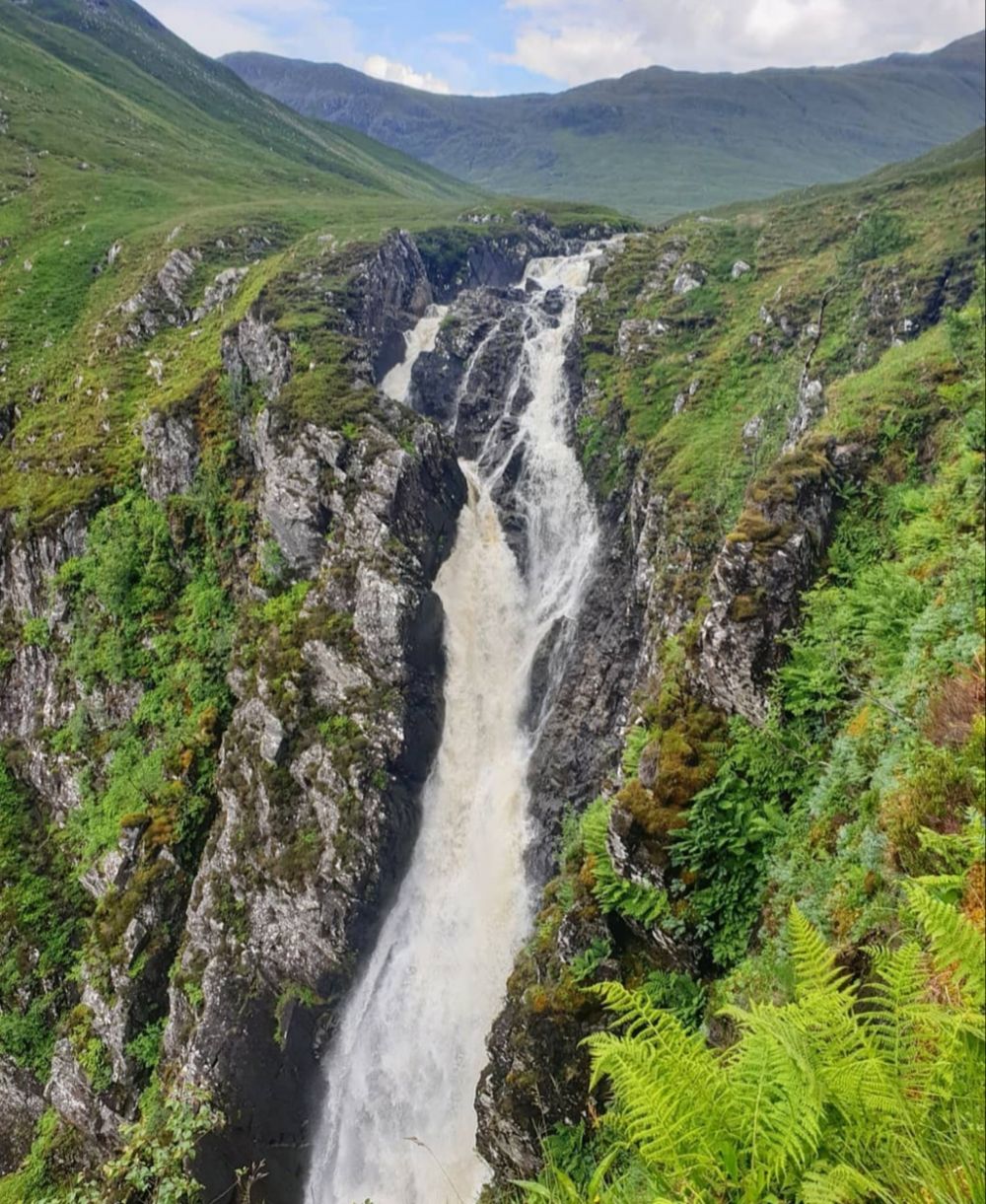 5 Destinasi Air Terjun Paling Populer Di Skotlandia