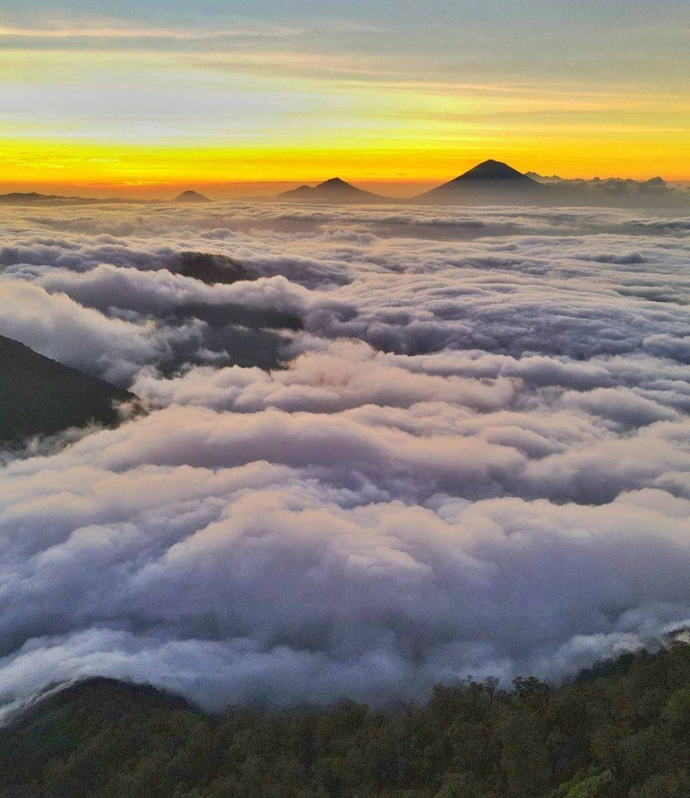 Yuk Kunjungi 5 Gunung Menawan Di Bali Ini - VIPDomino Lounge