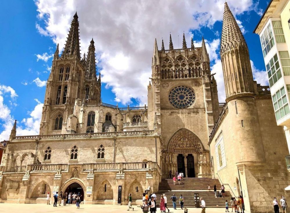 5 Destinasi Wisata yang Tak Boleh Dilewatkan Saat di Burgos-Spanyol