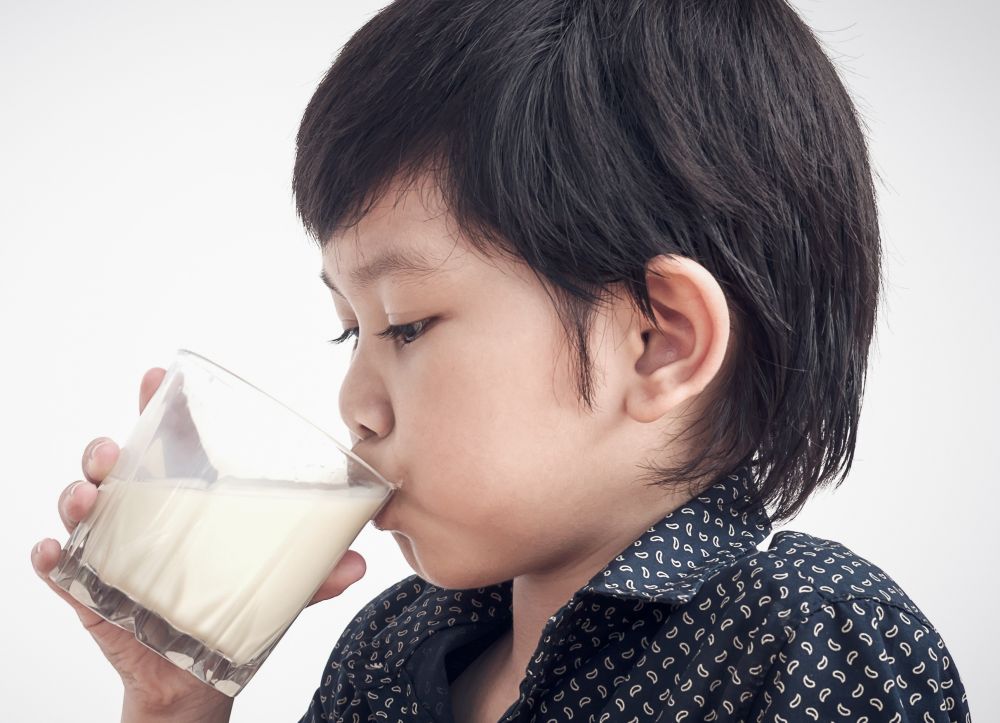 Susu UHT Picu Obesitas dan Diabetes Anak? Ini Tips Memilihnya