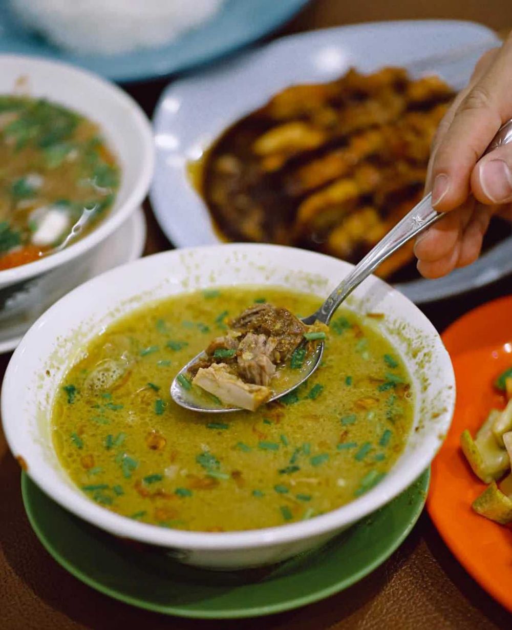 Main Ke Cirebon Yuk Jajan Empal Gentong Di 5 Tempat Ini