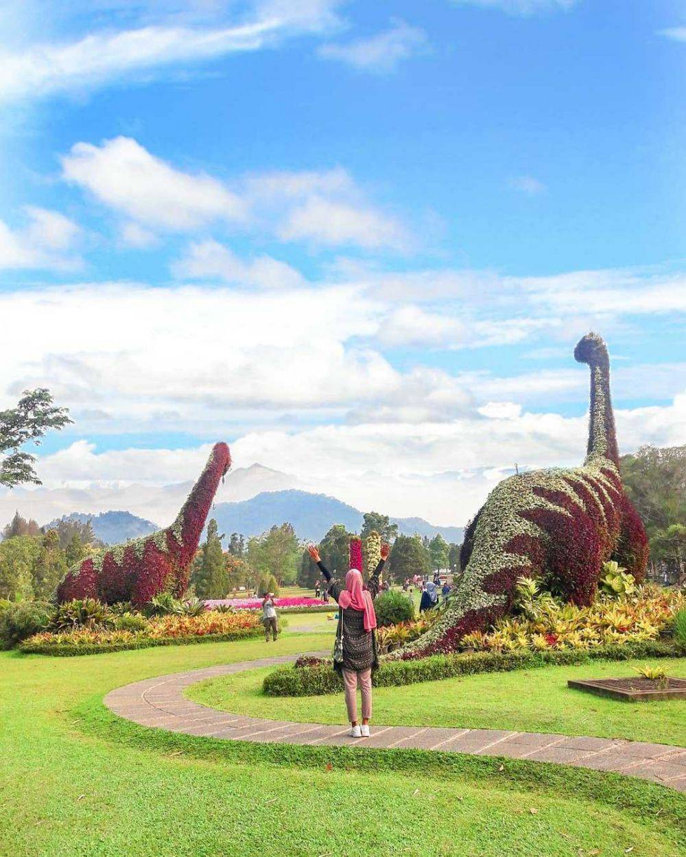 Taman Bunga Paling Indah Di Indonesia