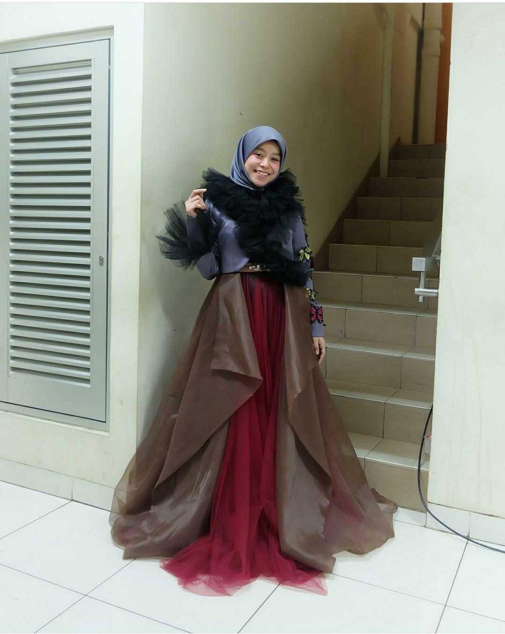 9 Potret Lesty Kejora saat Kenakan Long Dress, Stunning, ya?