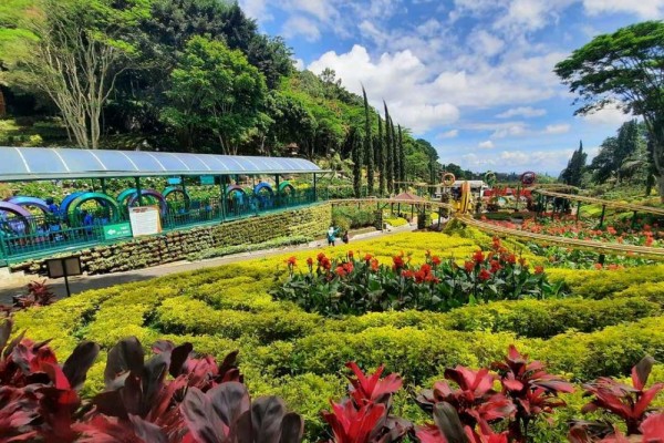 Taman Bunga Paling Indah Di Indonesia