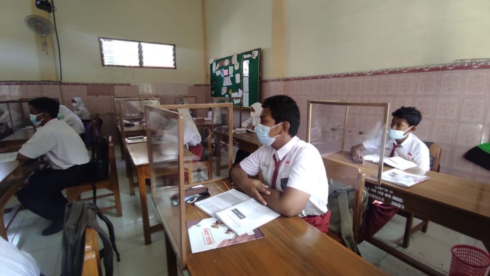 Siswa di Bandung Tak Sabar Ingin Belajar di Sekolah