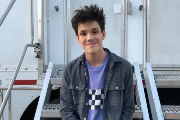 9 Fakta Ian Ousley, Pemeran Sokka di Serial Live Action Avatar