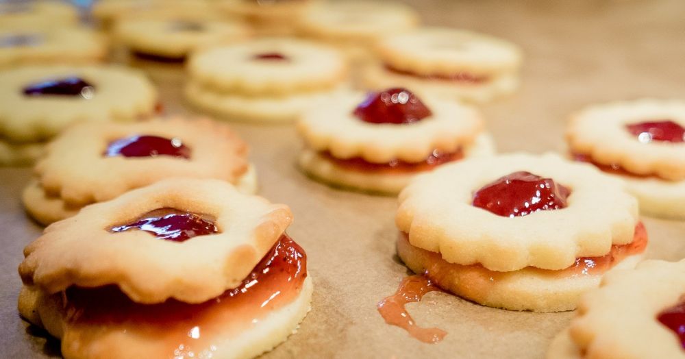 Linzer cookie