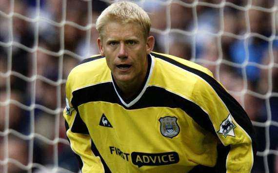 Wow, Kiper Legendaris Peter Schmeichel Datang ke Indonesia 4 Agustus