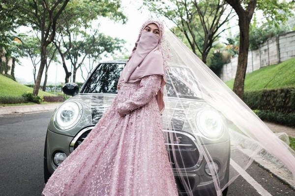 Calon Ibu, 10 Potret Terkini Wardah Maulina dengan Baby Bump