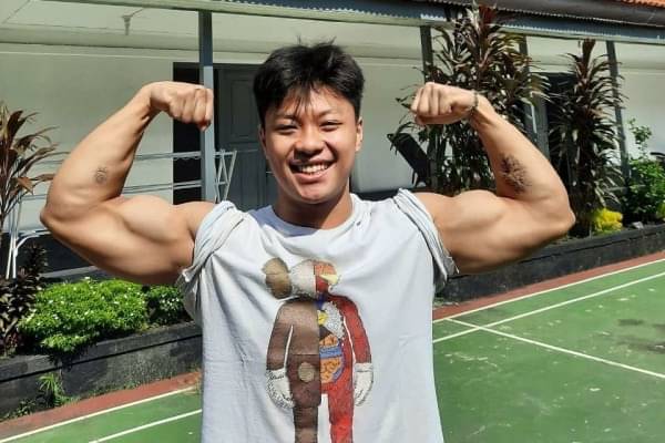 Buka Instagram, Potret Menawan Lifter Rahmat Erwin Abdullah