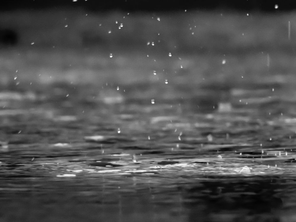 Benarkah Hujan Bisa Sebabkan Depresi? Ini Faktanya