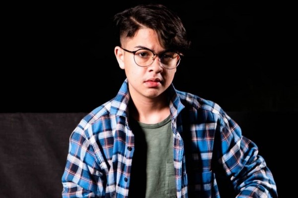 Curi Hati Netizen, 9 Potret Terkini Baim Alkatiri yang Beranjak Dewasa