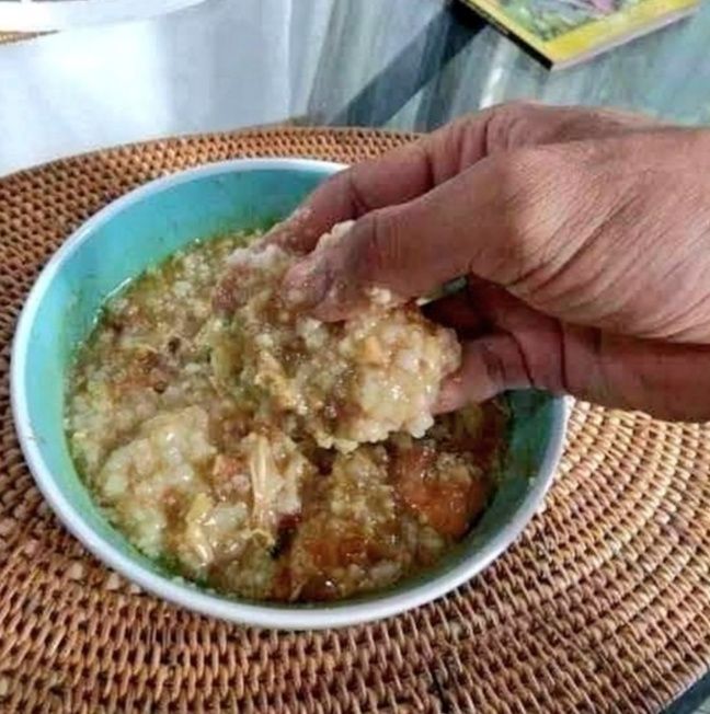 10 Cara Absurd Warga 62 Saat Makan Bubur Ayam Aneh Banget