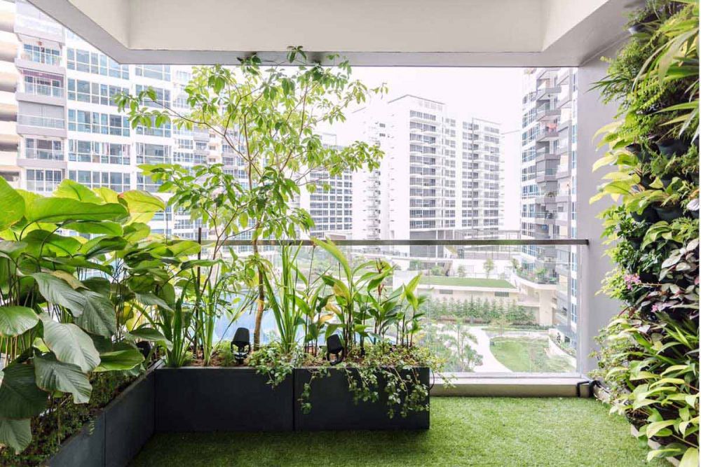 8 Ide Taman Mungil untuk Menghijaukan Balkon Apartemen Kamu 