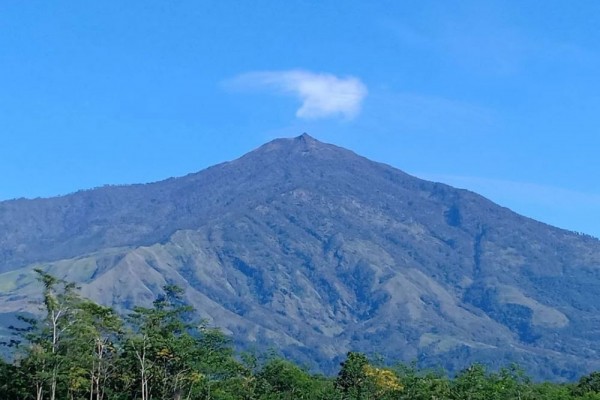 Dua Jalur Pendakian ke Arjuno Welirang Sudah Dibuka