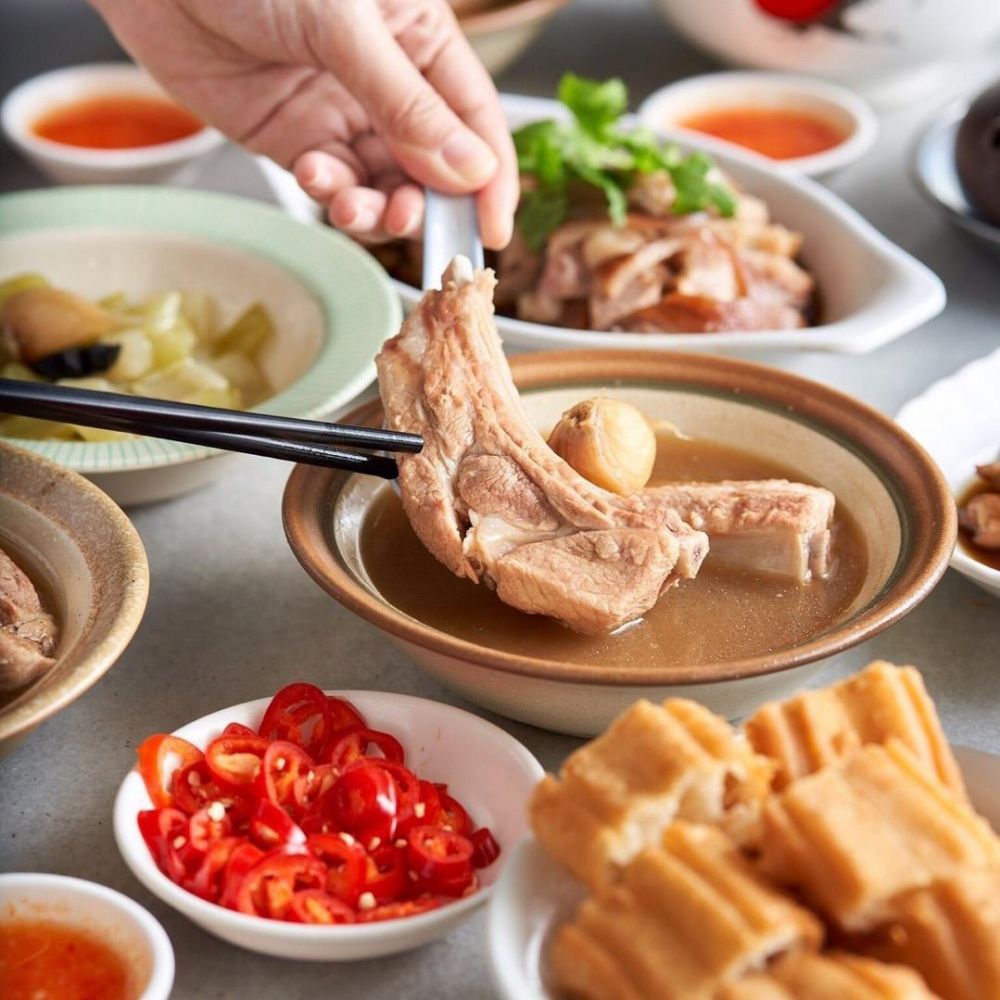 5 Restoran Bak Kut Teh Legendaris Di Singapura Yang Lezat!