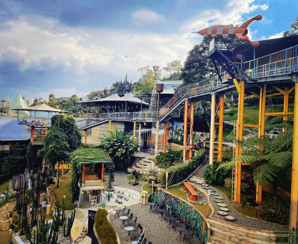 27 Tempat Wisata di Bandung 2023 Terbaru dan Paling Favorit